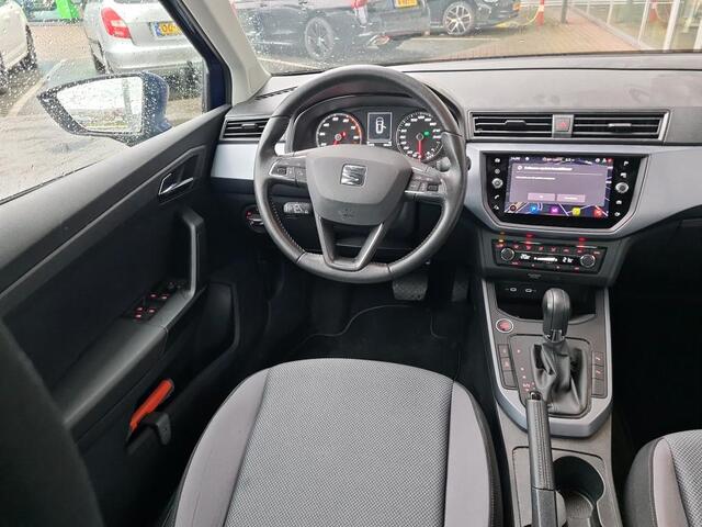Seat Arona 1.0 TSI 110pk DSG Style Business Intense / Zwart Dak / Camera / Navigatie / 17" LMV