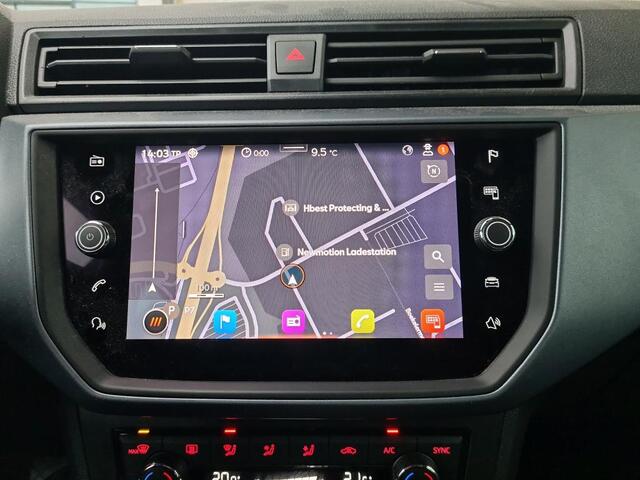 Seat Arona 1.0 TSI 110pk DSG Style Business Intense / Zwart Dak / Camera / Navigatie / 17" LMV