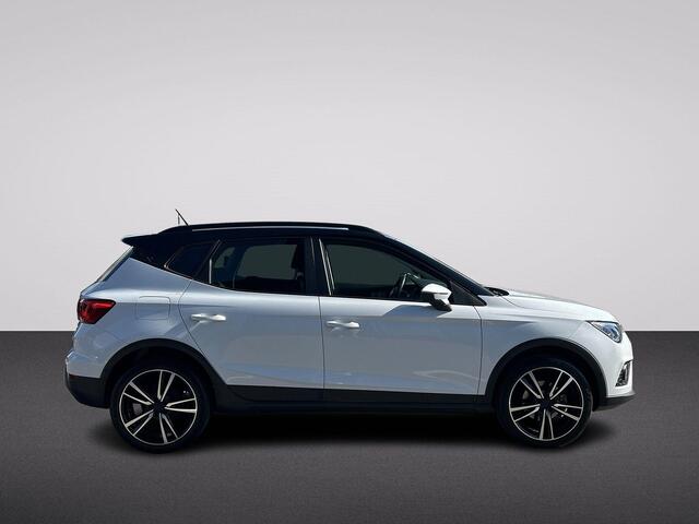 Seat Arona 1.0 TSI Style Limited Edition 95PK | Dodehoekbewaking | Achteruitrijcamera | Virtual cockpit |
