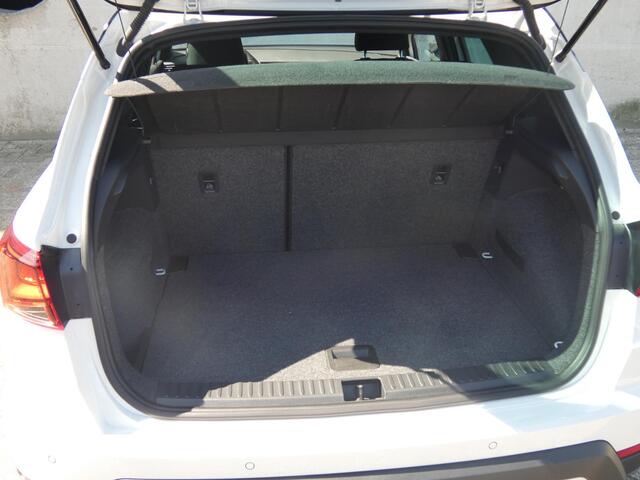 Seat Arona 1.0 TSI FR | NAVIGATIE | ACHTERUITRIJCAMERA |