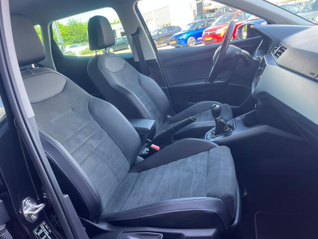Seat Arona 1.0 TSI Style Business Intense Plus / FULL LED / ACC / NAVI / KEYLESS / BLIND SPOT / STOELVERWARMING / APPLE CARPLAY / ANDROID AUTO /