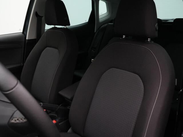 Seat Arona 1.0 TSI 95 pk Style | Navigatie 9,2 inch | Parkeersensoren achter | Apple Carplay / Android Auto