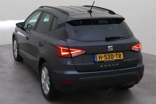 Seat Arona 1.0 TSI Style Business Intense / CAMERA/ LED/ NAVI/ GETINT GLAS/ CLIMA/ 16" LMV