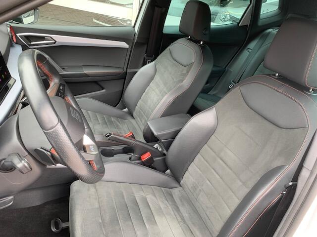 Seat Arona 1.0 TSI FR Business Intense, automaat.
