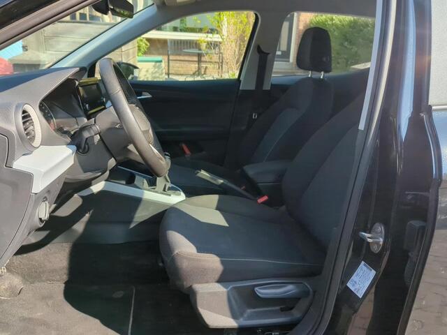 Seat Arona 1.0 TSI Style Facelift/ Met/ App/ Clima/ PDC A/ Haak/ 16"