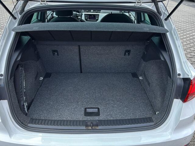 Seat Arona 1.0 TSI XCELLENCE CAMERA/BEATS-AUDIO/CRUISE/STOELVERW