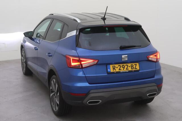 Seat Arona 1.0 TSI FR Business Intense / Navigatie / Digitaal dashboard / App connect / Climate controle / Camera / Parkeer sensoren V+A /