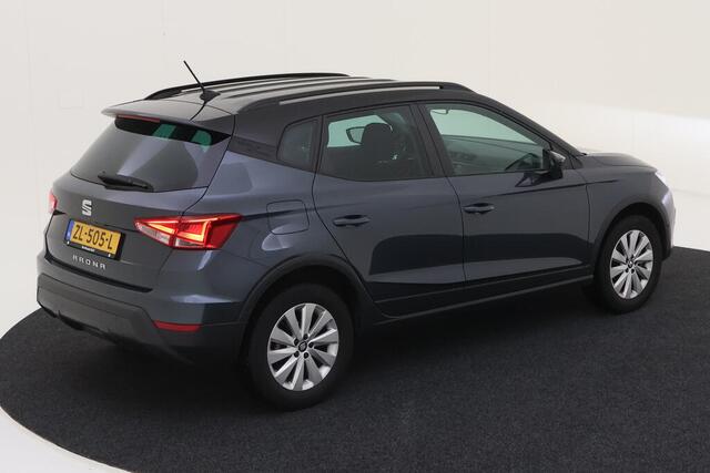 Seat Arona 1.0 TSI 115pk Style Business Intense / Adaptieve cruise control / Achteruitrij camera / 16'' LM velgen / Navigatie / carplay / Led koplampen