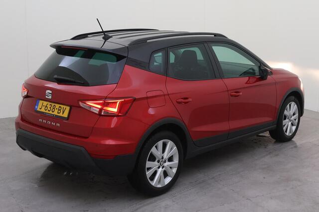 Seat Arona 1.0 TSI 95pk Style Business Intense / Stoelverwarming voor / Achteruitrij camera / 17'' LM velgen / Navigatie / Carplay