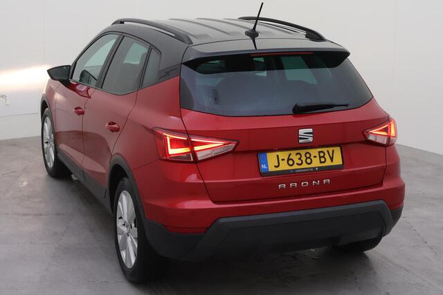 Seat Arona 1.0 TSI 95pk Style Business Intense / Stoelverwarming voor / Achteruitrij camera / 17'' LM velgen / Navigatie / Carplay