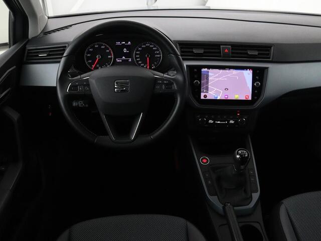 Seat Arona 1.0 TSI Style Intens | 110pk | Adaptive cruise | Camera | Carplay | Climate control | Keyless | Park Assist | DAB | Bluetooth