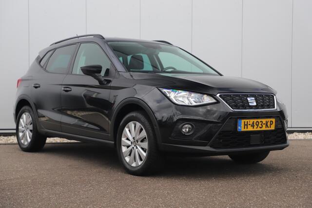 Seat Arona 1.6 TDI Style Business Intense Trekhaak Virtual Cockpit Beats Audio Adaptive Cruise Navigatie Achteruitrijcamera Blind Spot Stoelverwarming