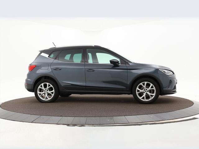 Seat Arona 1.0 Tsi 110pk DSG FR · Camera · Apple/Android Car Play · Park Assist · Navi · Cruise Control · 17'' Inch ·