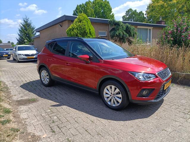 Seat Arona 1.0 Style Buss, Navi,Trekhk afn,Camera,Park a