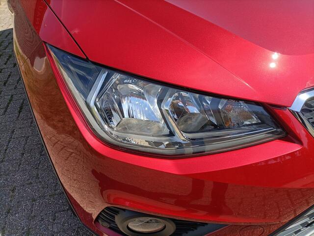 Seat Arona 1.0 Style Buss, Navi,Trekhk afn,Camera,Park a