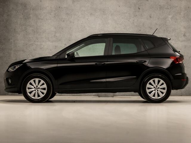 Seat Arona 1.0 TSI Xcellence Business Sport Automaat (GROOT NAVI, APPLE CARPLAY, PARKEERSENSOREN, CRUISE, CLIMATE, GETINT GLAS, SPORTSTOELEN, NIEUWE APK, NIEUWSTAAT)