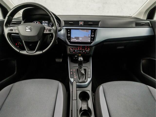 Seat Arona 1.0 TSI Xcellence Business Sport Automaat (GROOT NAVI, APPLE CARPLAY, PARKEERSENSOREN, CRUISE, CLIMATE, GETINT GLAS, SPORTSTOELEN, NIEUWE APK, NIEUWSTAAT)