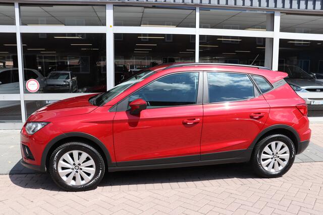 Seat Arona 1.0 TSI Style Launch Edition. Navigati, apple carplay/android auto.
