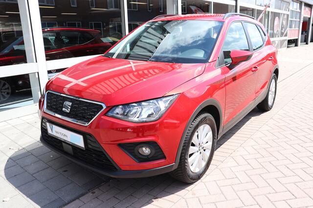 Seat Arona 1.0 TSI Style Launch Edition. Navigati, apple carplay/android auto.