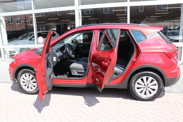 Seat Arona 1.0 TSI Style Launch Edition. Navigati, apple carplay/android auto.