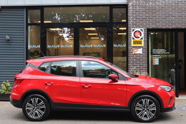 Seat Arona 1.0 TSI Style Business Matrix LED/Camera/Keyless/Acc/Ecc/App-Connect/17"