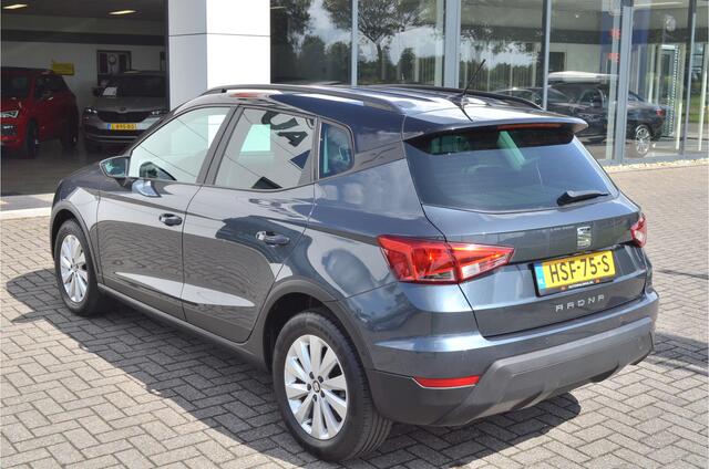 Seat Arona 1.0 TSI Comfortstoelen Achteruitrij camera Dodehoek-assistent Apple Carplay/Android Auto