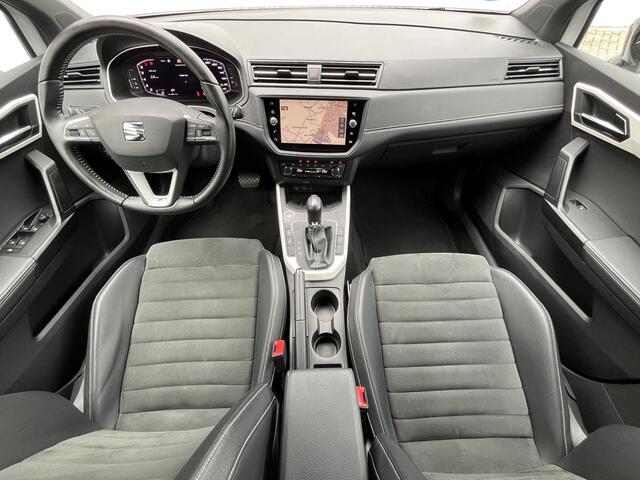 Seat Arona 1.0 TSI Xcellence Business Intense Automaat / Achteruitrijcamera / Verwarmde Voorstoelen / Keyless Entry & Start / Adaptieve Cruise Control / Alcantara Bekleding / Navigatie full map / Apple Carplay & Android Auto / Climate Control /