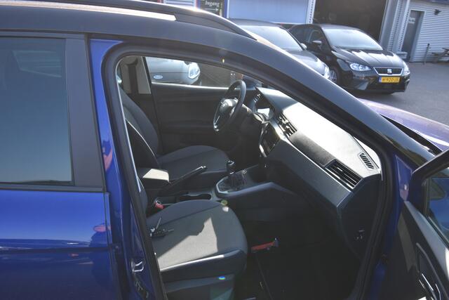 Seat Arona 1.0 TSI Style Business Intense , CLIMATR , A UITRIJ CAM , PDC V+A , NAVI , BL TOOTH ,