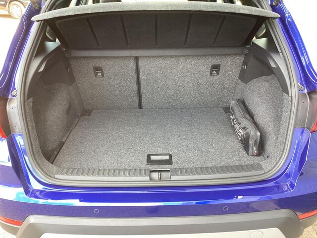 Seat Arona 1.0 TSI Xcellence Business Intense