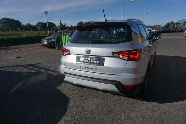 Seat Arona 1.0 TSI AUTOMAAT XCELLENCE BUSINESS INTENSE LUXE ZWARTE HEMEL CAMERA FULL LED ANDROID-APPLECARPLAY NAVI CLIMA CRUISE BLUETOOTH PDC V+A 17INCH KEYLESS ENZ...
