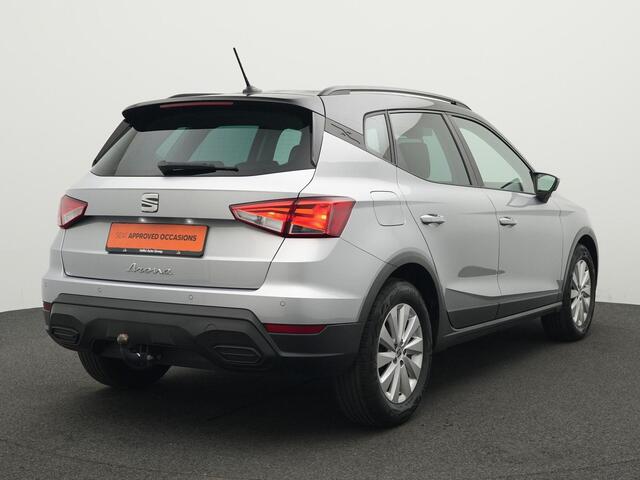 Seat Arona 1.0 TSI 95 pk Style Business Intense | Trekhaak | Virtual Cockpit | Navigatie | Stoelverwarming | Parkeersensoren achter