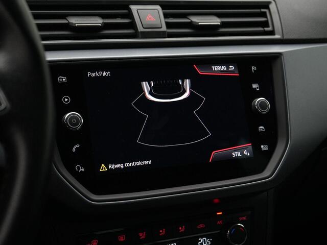 Seat Arona 1.0 TSI 115 pk DSG Style Business Intense | Navigatie | Parkeersensoren achter