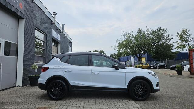 Seat Arona 1.0 TSI Xcellence | AUTOMAAT | ANDROID/CARPLAY | LED | KEYLESS | DEALER ONDERHOUDEN