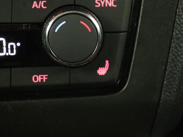 Seat Arona 1.0 TSI Style Business Intense Plus | Carplay | Camera | Adaptive cruise | Climate control | Stoelverwarming | Navigatie | Full LED | Virtual Cockpit | Getint glas