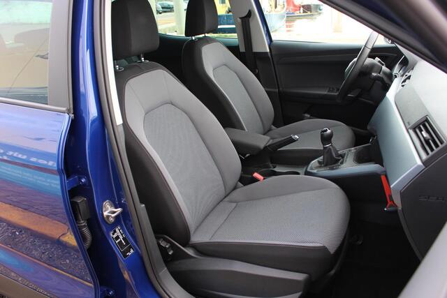 Seat Arona 1.0 TSI Style Business Intense Camera Dab+ Carplay inparkeer systeem adapt cruise