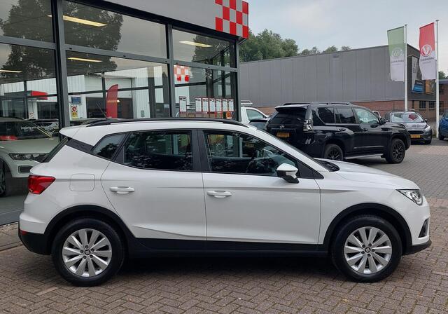 Seat Arona 1.0 TSI Style DAB Navi Apple