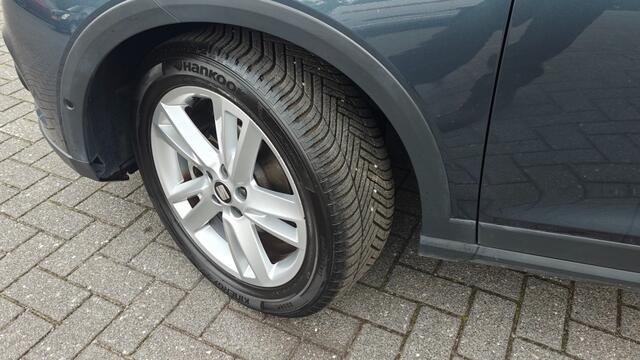 Seat Arona 1.0 TSI 95PK FR BUSINESS INTENSE - All Season banden - Prijs is all in.