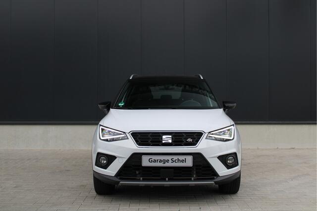 Seat Arona 1.0 TSI Xcellence Business Intense FR - Adaptive Cruise - PDC - Stoelverwarming - Carplay/Android - LED - Navi - Rijklaar