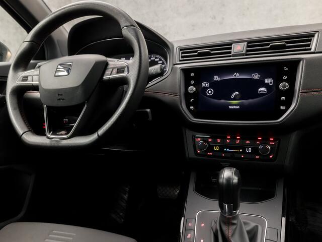 Seat Arona 1.0 TSI FR Sport Automaat (APPLE CARPLAY, GROOT NAVI, CLIMATE, STOELVERWARMING, SPORTSTOELEN, SFEERVERLICHTING, GETINT GLAS, PARKEERSENSOREN, CRUISE, NIEUWSTAAT)