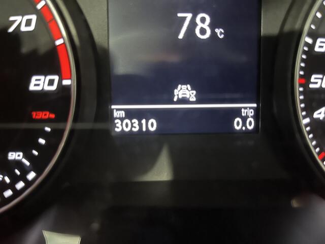 Seat Arona 1.0 TSI FR / AUTOMAAT/ FULL LINK/ NAVI/ LED/ ALCANTARA/ PARK. SENSOREN + CAMERA/ CLIMA/ 17" LMV/ RIJ-MODI