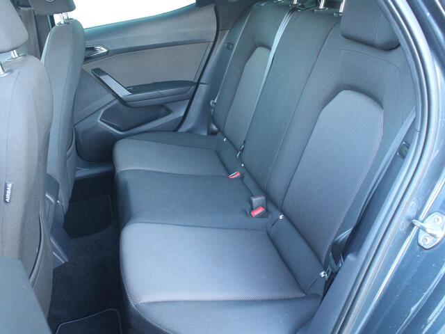 Seat Arona 1.0 TSI Xcellence Business Intense | 115 PK | NAVIGATIE | TREKHAAK | ACHTERUITRIJCAMERA |