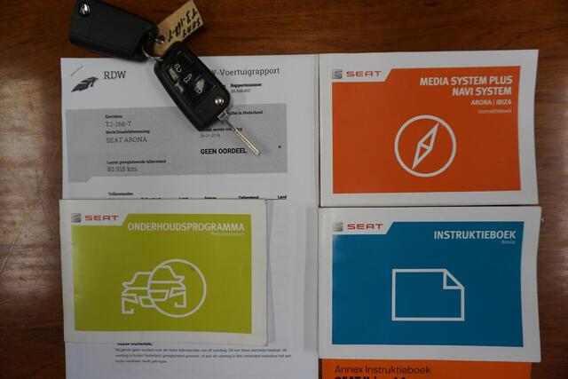 Seat Arona 1.0 TSI 115PK Launch Edition/Dealeronderhouden/ Trekhaak/Two-Tone.