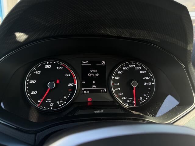 Seat Arona 1.0 TSI Xperience Connect GRATIS Afleverpakket! | Keyless Start\Entry | In Nieuwstaat ! |