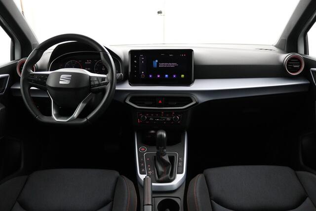 Seat Arona 1.0 EcoTSI FR Anniversary | Climate Control | Stoelverwarming | Parkeercamera | Navigatie