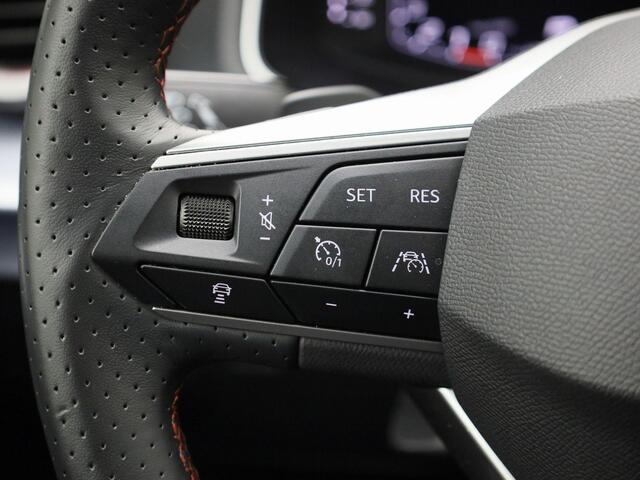 Seat Arona 1.0Eco TSI 115PK FR DSG Automaat · Navigatie · Apple Carplay/Android Auto · Camera · Stoelverwarming · Garantie tot juli 2026