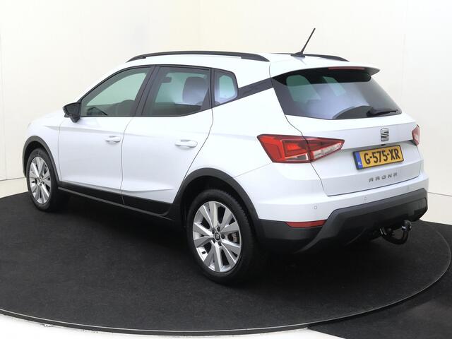 Seat Arona 1.0 TSI Style Business Intense | Trekhaak | Parkeerassistent | Keyless | Virtual cockpit | Achteruitrijcamera | Navigatie | Adaptieve cruise control |