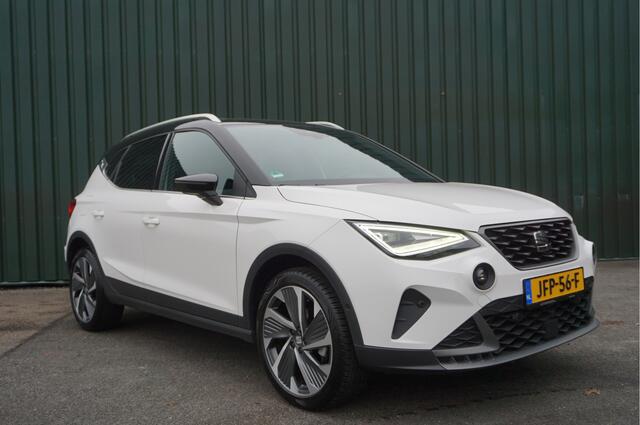 Seat Arona 1.0 EcoTSI FR 116pk Automaat Business + Camera/ Keyless/ Carplay/ LED/ Stoelverwarming/ Nieuwstaat!