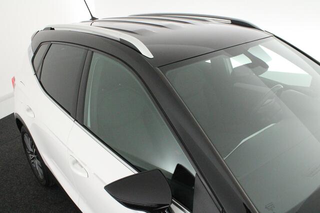 Seat Arona 1.0 TSI 116pk DSG Xcellence Business Intense Trekhaak Camera Keyless Stoelverwarming LED Virtual Cockpit Navigatie