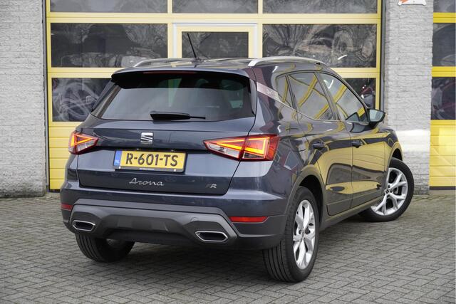 Seat Arona 1.0 TSI FR Business Intense BJ2022 Lmv 17" | Led V+A | Pdc | Navi | Achteruitrijcamera | App-Connect | Virtual cockpit | Dashboard verlichting | Sportstoelen | Verwarmde voorstoelen | Zwarte hemel | Extra getint glas