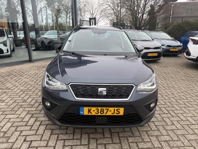 Seat Arona 1.0 TSI 110PK STYLE BUSINESS INTENSE PLUS + TREKHAAK - LAGE KM S